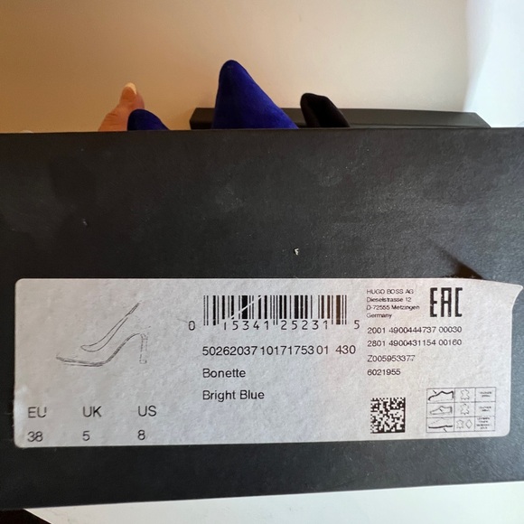 Hugo Boss “Bonette” Blue Suede heels Size 8 - Picture 7 of 9